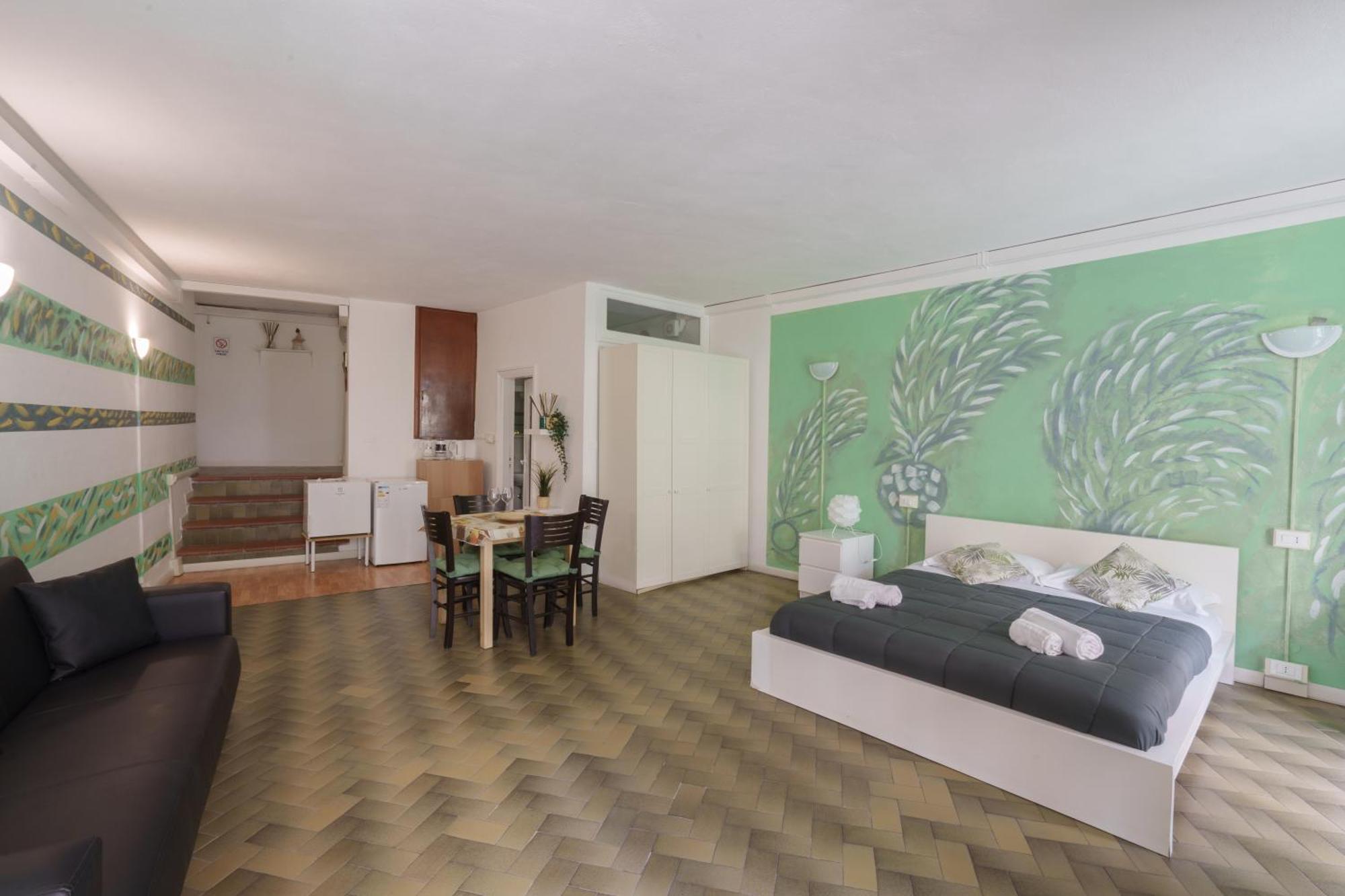 Lory'S Suite Манарола Экстерьер фото