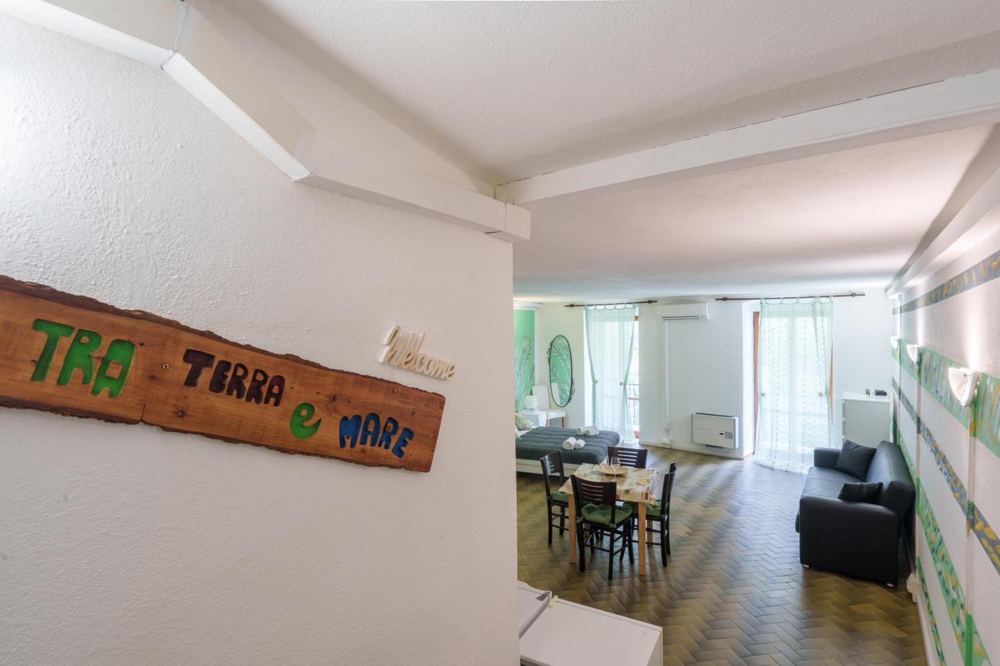 Lory'S Suite Манарола Экстерьер фото